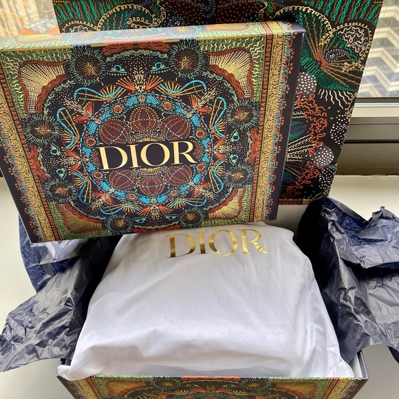 Christian Dior Travel Vanity Case. - Picture 10 of 12